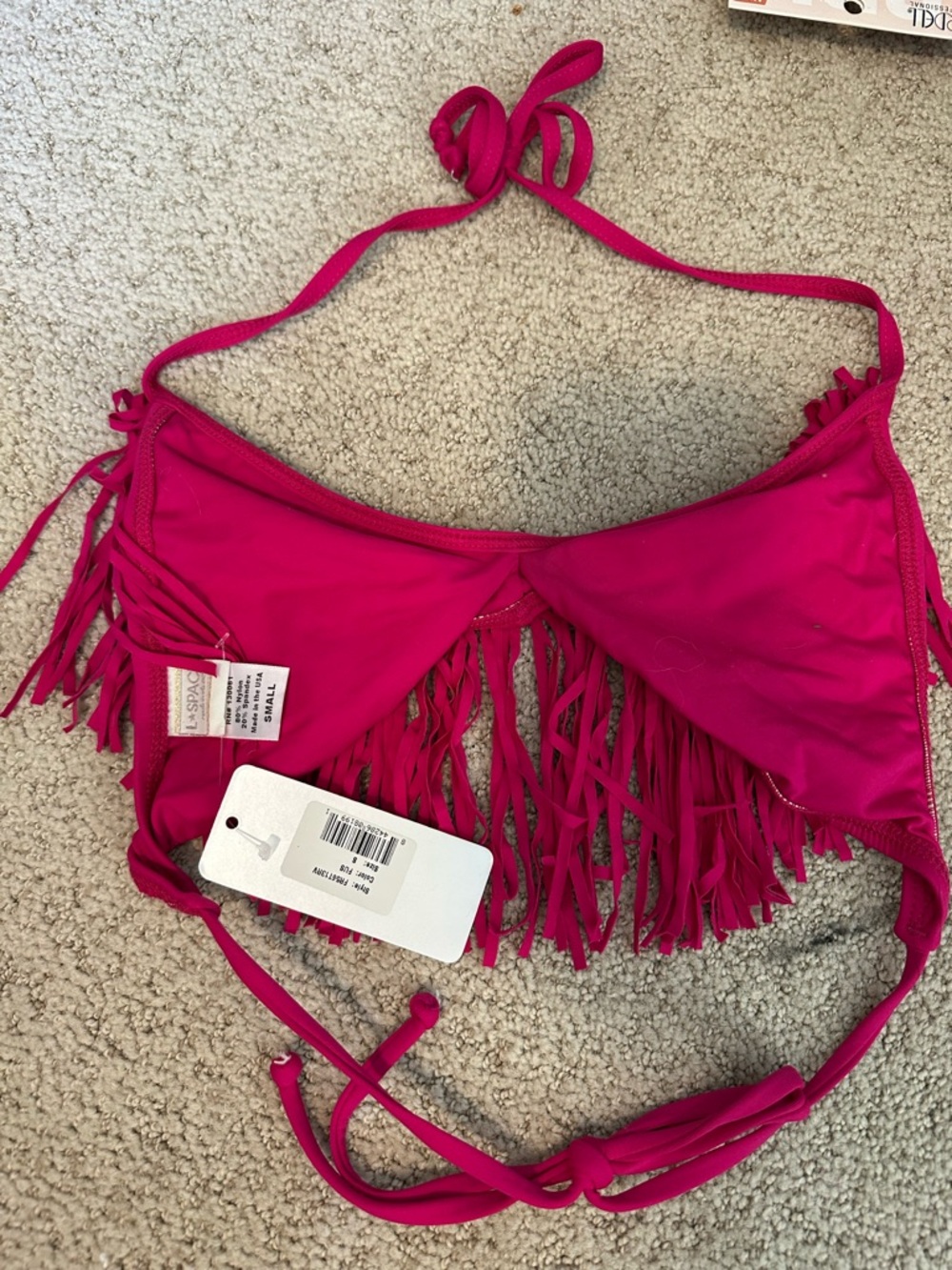 NWT L*Space Audrey fringe bikini top raspberry - Picture 4 of 4